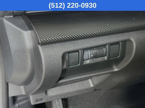 Used 2024 Subaru Crosstrek 2.0i Premium AWD/4WD image 11