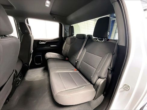 Used 2023 Chevrolet Silverado 1500 LT AWD/4WD image 15
