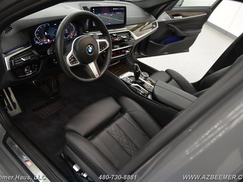 Used 2022 BMW 530i w/ M Sport Package image 13