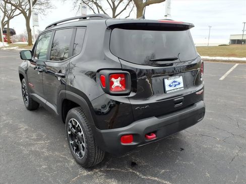 Used 2023 Jeep Renegade Trailhawk w/ Sun/Sound Group image 5