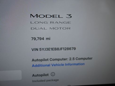 Used 2018 Tesla Model 3 Long Range image 20