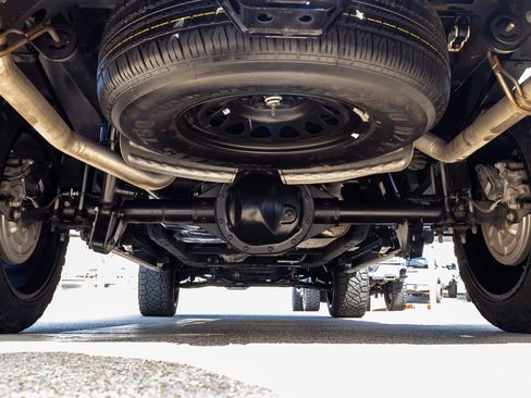 Used 2024 Chevrolet Silverado 1500 High Country w/ Technology Package image 15