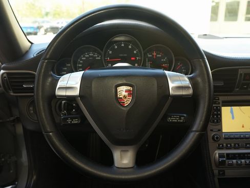 Used 2005 Porsche 911 Carrera image 12