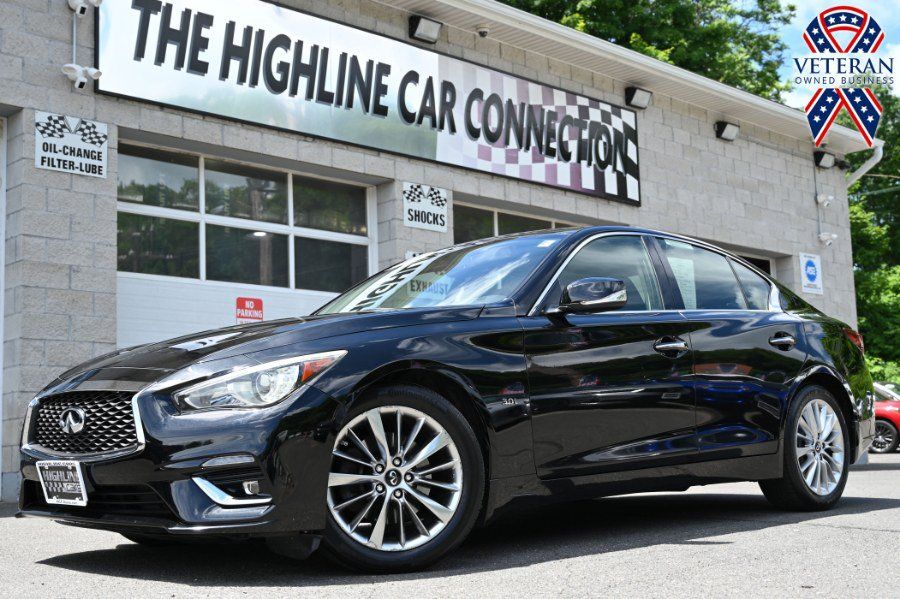 Used 2018 INFINITI Q50 Luxe w/ Essential Package (3.0T Luxe) AWD/4WD image 1