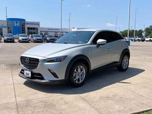 Used 2021 MAZDA CX-3 Sport FWD image 3