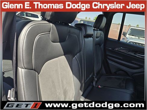 Used 2023 Jeep Grand Cherokee Altitude RWD image 29