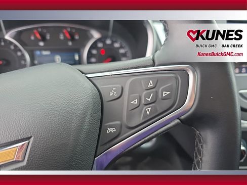 Used 2024 Chevrolet Equinox LT image 11