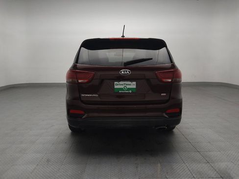 Used 2019 Kia Sorento AWD image 6