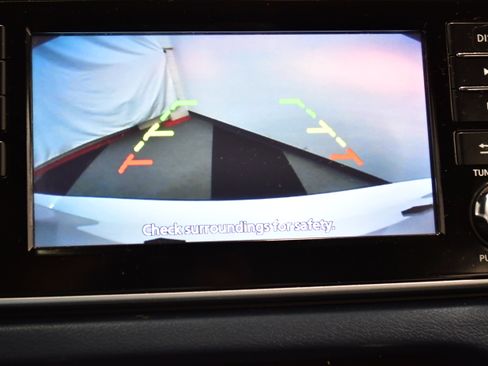 Used 2025 Nissan Versa SV w/ Trunk Package FWD image 24