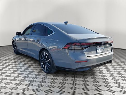 Certified 2023 Honda Accord Touring image 3