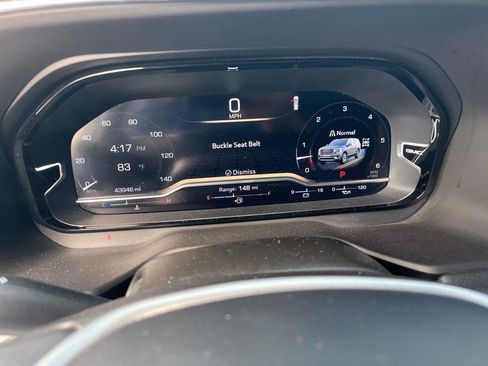 Used 2023 GMC Yukon Denali image 9