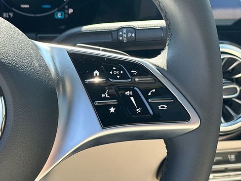 New 2026 Mercedes-Benz GLA 250 image 28