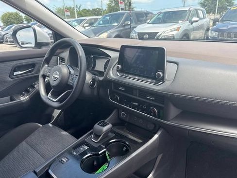 Used 2023 Nissan Rogue SV FWD image 13