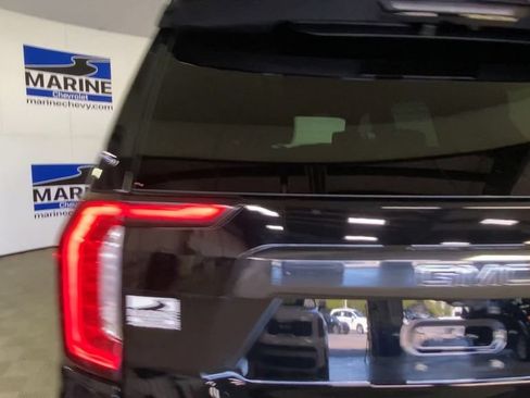 Used 2024 GMC Yukon Denali Ultimate AWD/4WD image 9