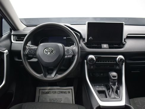 Used 2024 Toyota RAV4 XLE FWD image 14