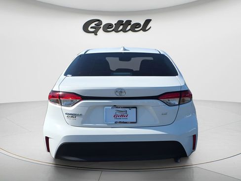 Used 2025 Toyota Corolla LE FWD image 6