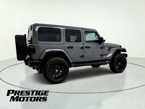 Used 2020 Jeep Wrangler Unlimited Sahara AWD/4WD image 8