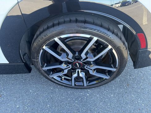 Used 2025 MINI Cooper S FWD image 7