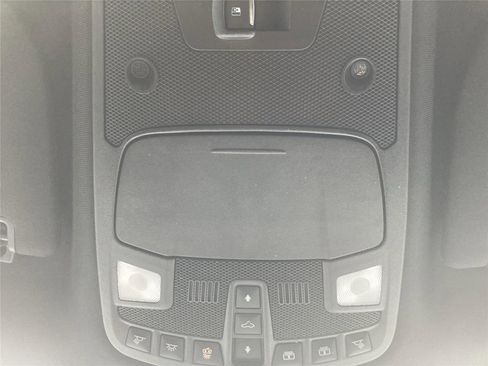 Used 2018 Ford F150 Lariat w/ Equipment Group 502A Luxury image 24