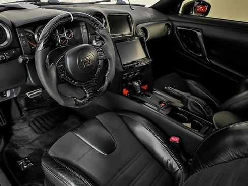 Used 2013 Nissan GT-R Premium AWD/4WD image 21
