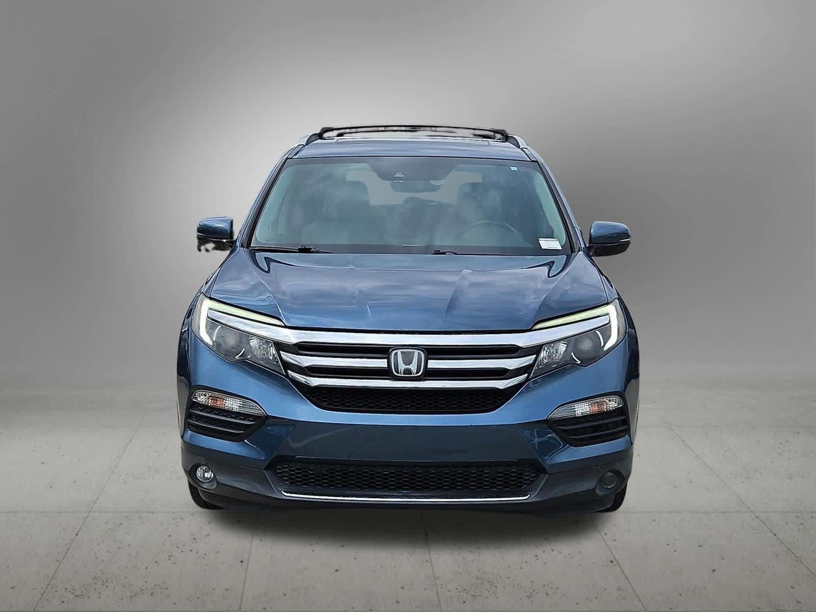 Used 2017 Honda Pilot Touring image 9