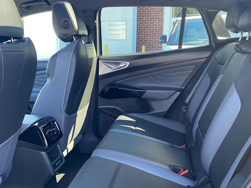 Used 2023 Volkswagen ID.4 Pro S image 19