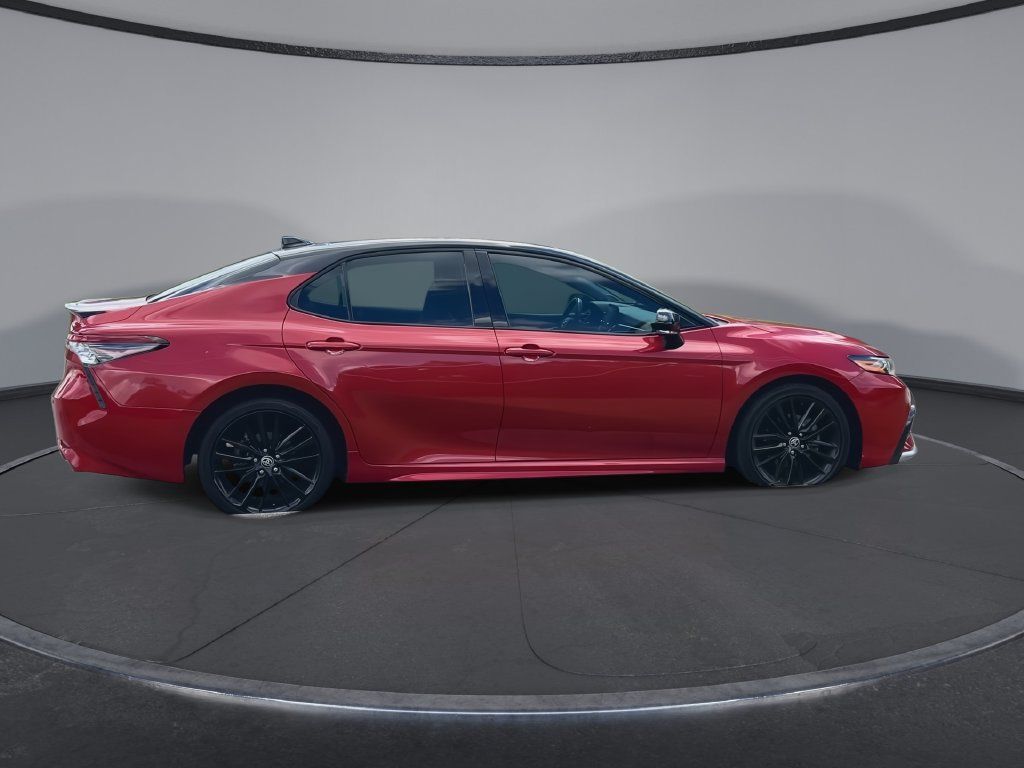 Used 2022 Toyota Camry XSE w/ Navigation Package FWD image 9
