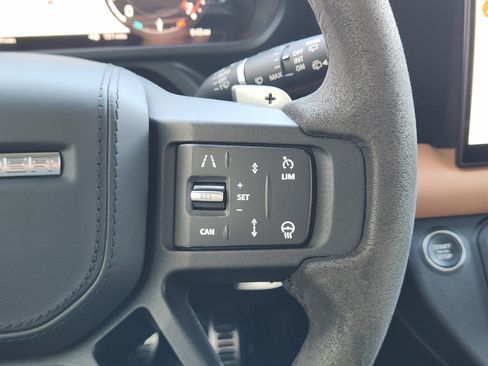 Certified 2023 Land Rover Defender 110 V8 AWD/4WD image 29
