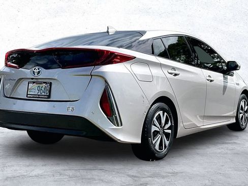 Used 2018 Toyota Prius Prime Plus FWD image 2