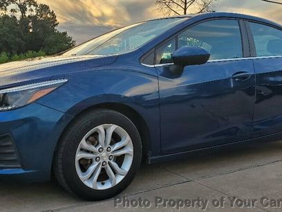 Used 2019 Chevrolet Cruze LT