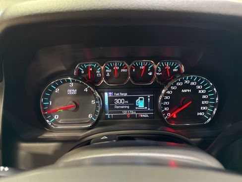 Used 2018 Chevrolet Suburban Premier AWD/4WD image 14