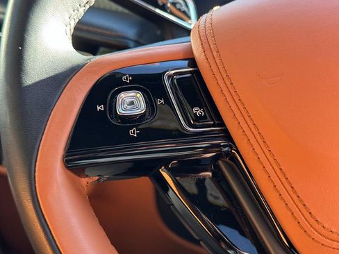 Used 2024 Lincoln Aviator Black Label w/ Dynamic Handling Package image 17