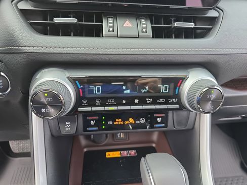 Used 2025 Toyota RAV4 Limited w/ Advanced Technology Package image 24