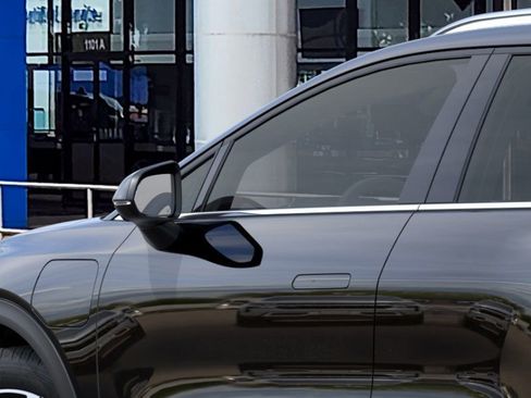 New 2026 Chevrolet Equinox EV LT image 12