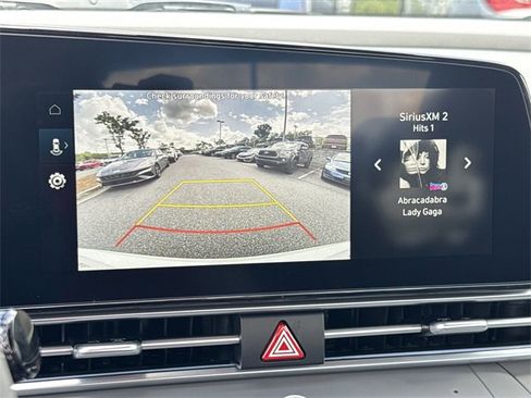 New 2025 Hyundai Elantra SEL image 23