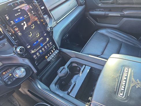 Used 2020 RAM 1500 Limited w/ Body Color Bumper Group image 24
