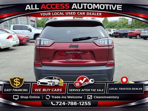Used 2020 Jeep Cherokee Latitude Plus AWD/4WD image 4