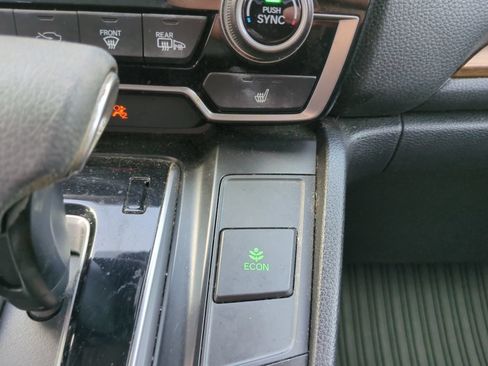 Used 2019 Honda CR-V EX image 24