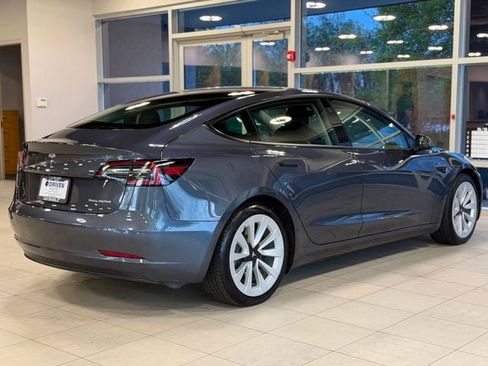 Used 2022 Tesla Model 3 Long Range AWD/4WD image 12