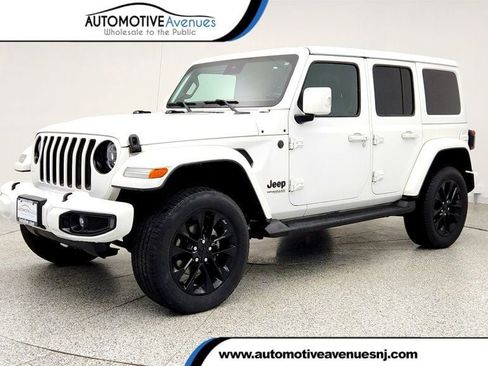 Used 2022 Jeep Wrangler Unlimited Sahara image 1
