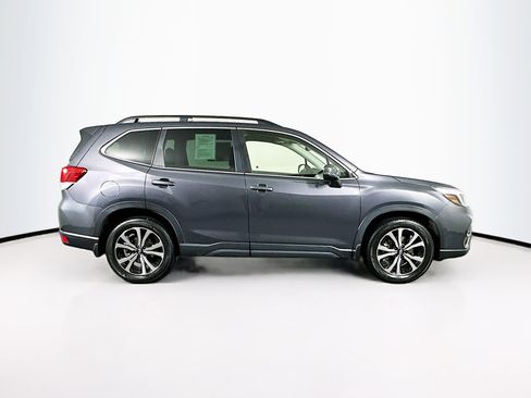Used 2020 Subaru Forester Limited image 10