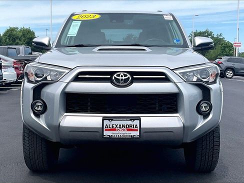Used 2023 Toyota 4Runner TRD Off-Road Premium AWD/4WD image 3