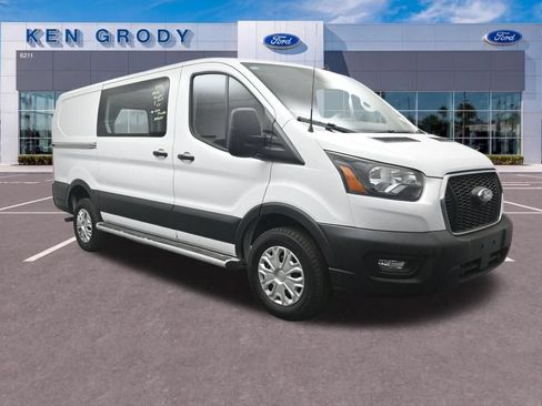 Used 2025 Ford Transit 250 Low Roof w/ Exterior Upgrade Package RWD image 21