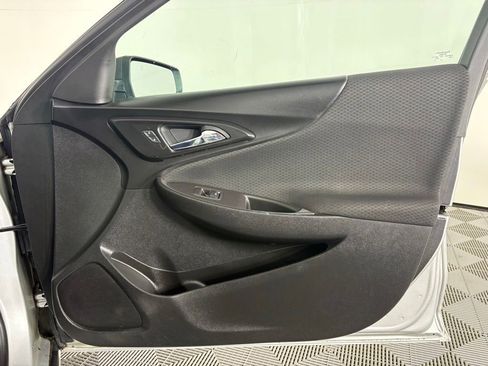 Used 2019 Chevrolet Malibu LS FWD image 36