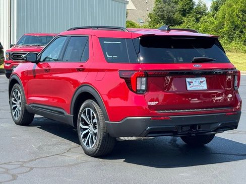 New 2025 Ford Explorer ST-Line image 16