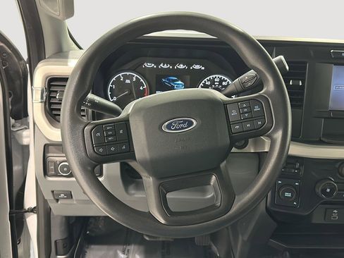 Used 2023 Ford F350 XLT image 9