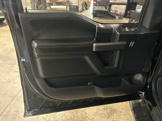 Used 2016 Ford F150 XLT w/ Equipment Group 301A Mid AWD/4WD image 37