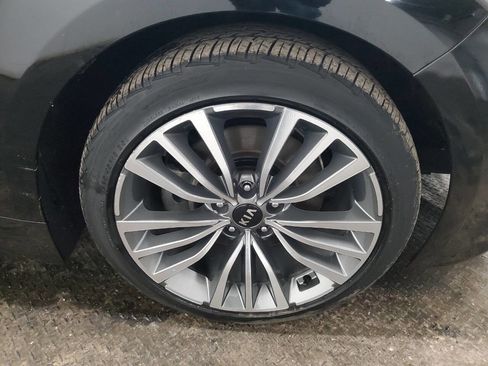 Used 2018 Kia Stinger Premium RWD image 20