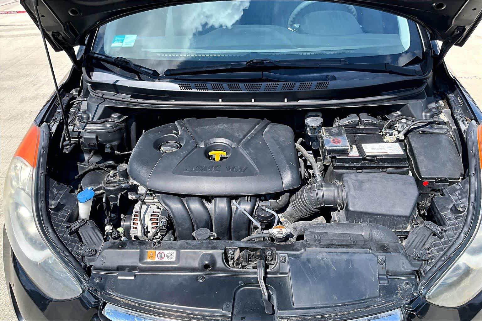 Used 2013 Hyundai Elantra GLS w/ Preferred Pkg FWD image 26