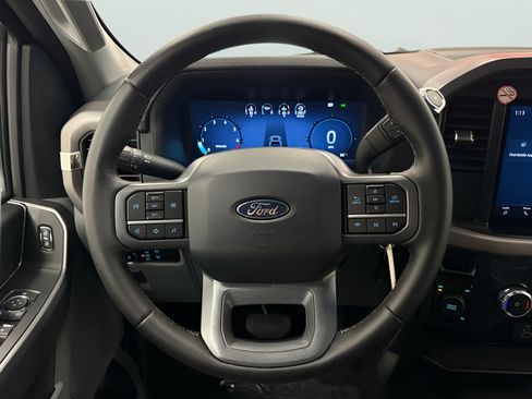 Used 2025 Ford F150 XLT w/ Equipment Group 301A Standard AWD/4WD image 15